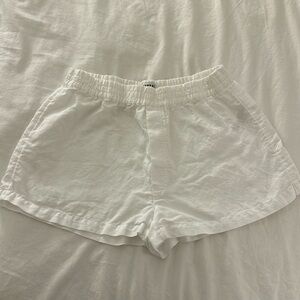 aritzia white linen shorts
